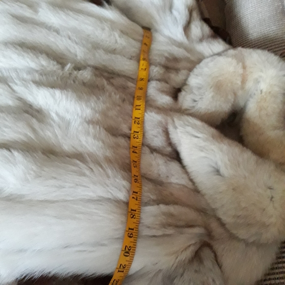 Coat - Picture 16 of 16